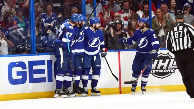 СМИ: Клуб НХЛ «Тампа» остановил тренировки из-за вспышки коронавируса