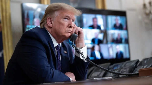 WSJ: Трамп три часа кричал на помощников из-за сбитого над Ираном истребителя F-15E