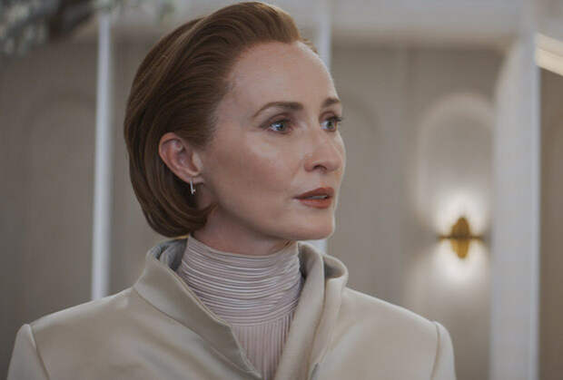 Andor's Genevieve O'Reilly Celebrates Mon Mothma's Grand Entrance: 'You See That She's in Danger, Taking Risks'