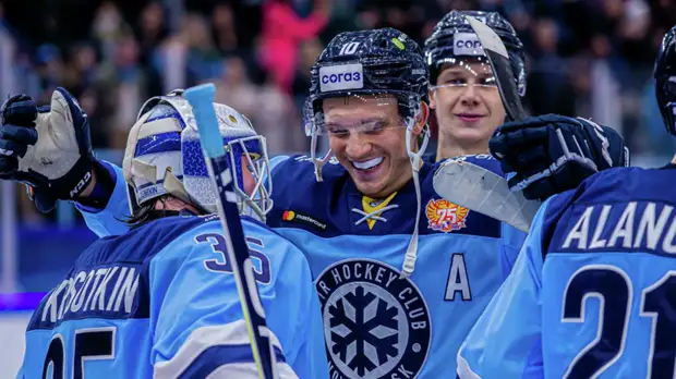 «Сибирь» за 20 секунд до конца матча вырвала победу над «Авангардом» в КХЛ