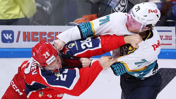 Русский хоккеист ЦСКА о драке с американцем из «Сочи»: «Я не настраивался, но соперник спросил, я ответил: «Давай»