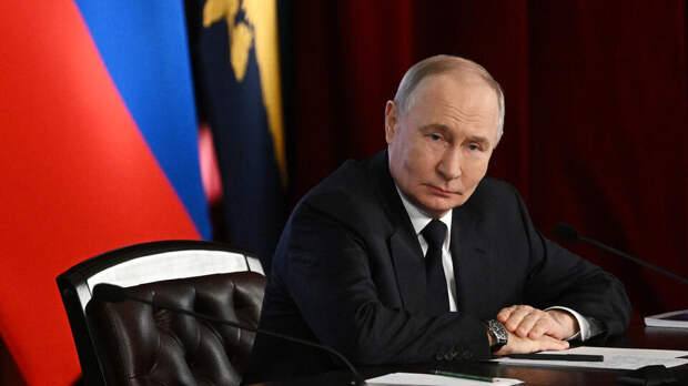 Путин поручил дать кредитные каникулы отражавшим вторжение в РФ
