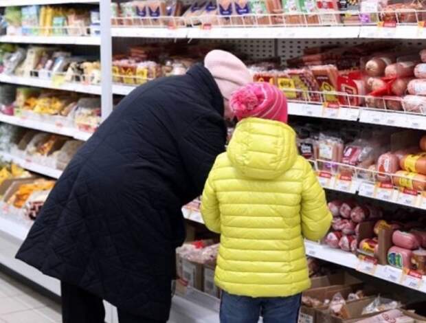 Грипп и чума привели к подорожанию пельменей и колбас в России