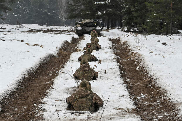 Полковник Ходаренок: конфликт на Украине не похож на Первую мировую войну