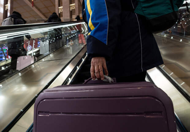 В Польше украинских беженцев лишили льгот, в Чехии недовольны обилием украинской речи. Как меняется отношение Европы к украинцам?