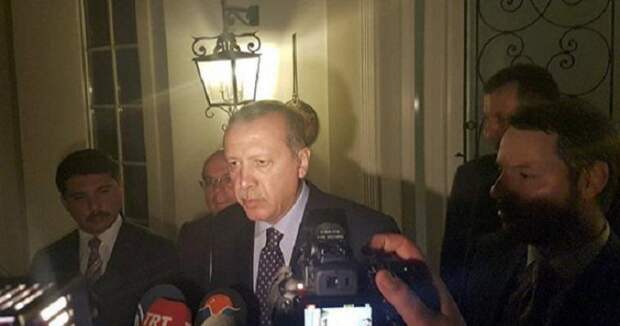 Эрдоган предложил платить рублями за российский газ