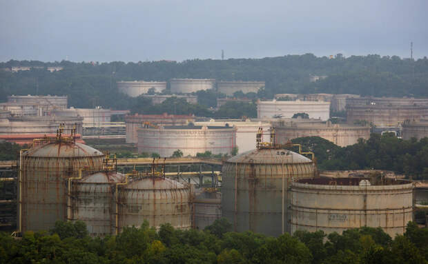 США разрешили Индии покупать российскую нефть