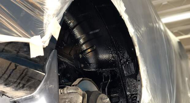 Антигравийная обработка кузова — особенности, правила