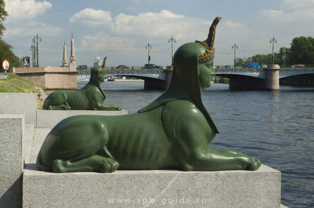Сфинксы на Каменном острове