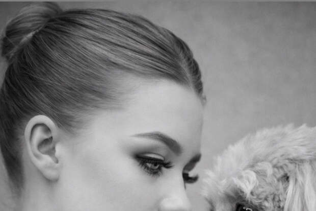 Жена певца Олега Газманова поделилась редким фото их дочери