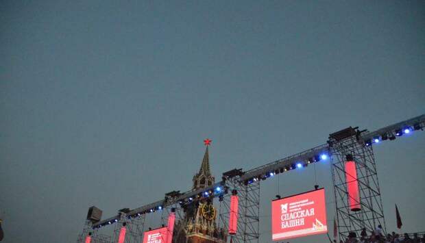 В Москве стартовал праздник музыки и света – XV юбилейный фестиваль “Спасская башня”