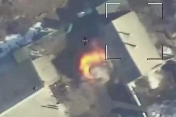 Уничтожение мест скопления боевиков ВСУ в сумском Мирополье сняли с воздуха