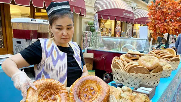 РУССКИХ В УЗБЕКИСТАНЕ ОСТАЛИСЬ СЧИТАНЫЕ ЕДИНИЦЫ, УЗБЕКОВ В РОССИИ УЖЕ МИЛЛИОНЫ//ФОТО: GLOBALLOOKPRESS.COM /© ALEXANDER LEGKY