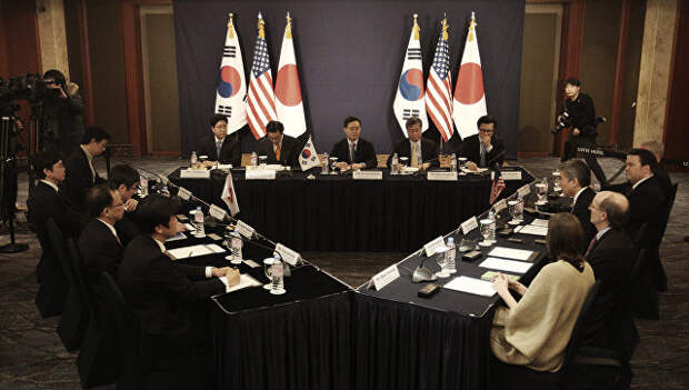 Трехсторонние переговоры представителей США, Японии и Южной Кореи. Архивное фото