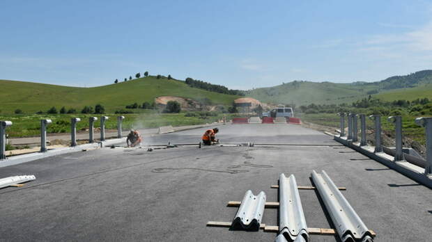 Власти Алтая ищут, кто за 1,9 млрд рублей достроит дорогу до Аи