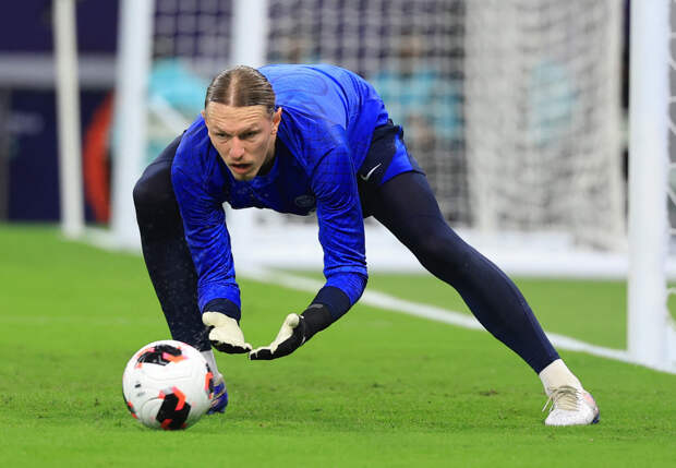 Стала известна зарплата российского вратаря ПСЖ Сафонова