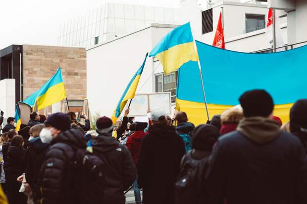 Опрос Центра Разумкова: 78,5% украинцев не доверяют властям страны