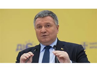 "Много знает". На Украине пытаются уволить реального "хозяина страны"