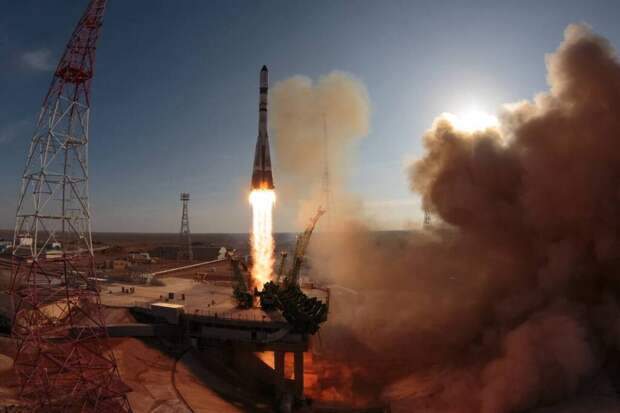 «Роскосмос» сообщил, что одна антенна запущенного к МКС «Прогресса» не раскрыта