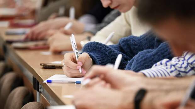 Кравцов: для поступления в педвузы введут обязательный профильный ЕГЭ