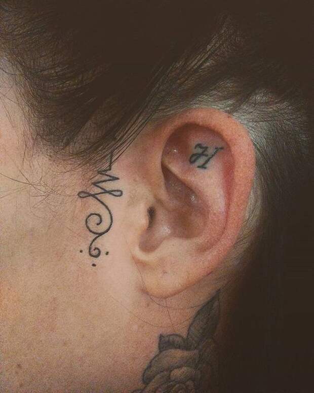 Татуировки на хрящике уха (подборка)