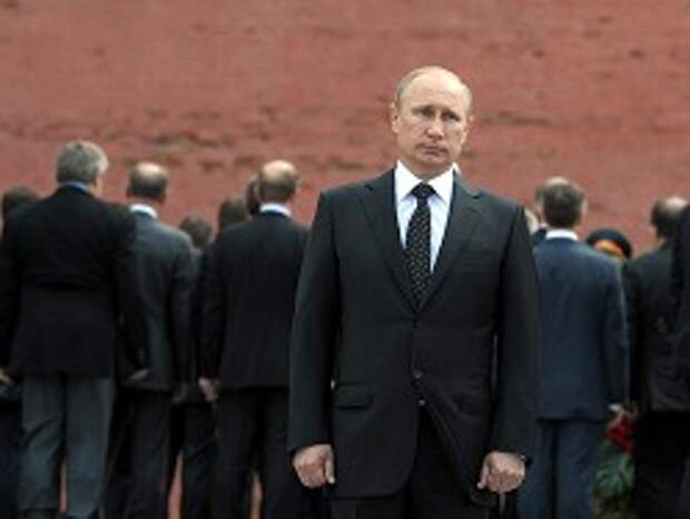 СМИ узнали о возможных санкциях против 50 человек из окружения Путина
