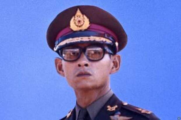 Король Пхумипон Адульядет в 1972 году