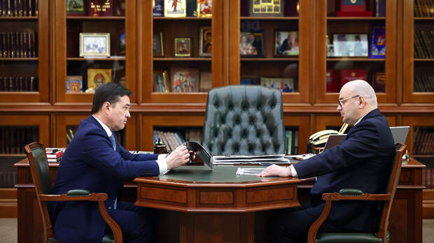 Губернатор Подмосковья провел встречу с главой горокруга Лосино‑Петровский