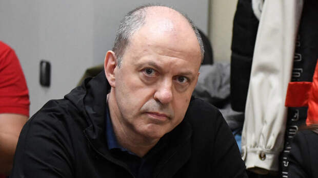 Хочет получать посылки: Митволь подал в суд на ФСИН из-за условий в колонии