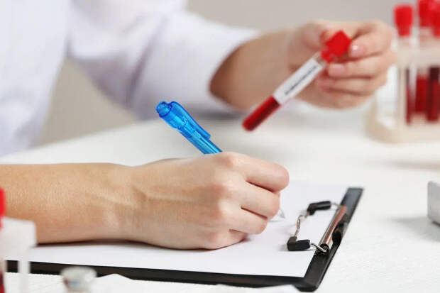 Депутат Леонов рассказал, когда прививка от ВПЧ станет бесплатной