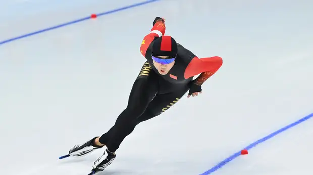 Китайский конькобежец Тинъюй завоевал золото ОИ на дистанции 500 м, Арефьев — седьмой