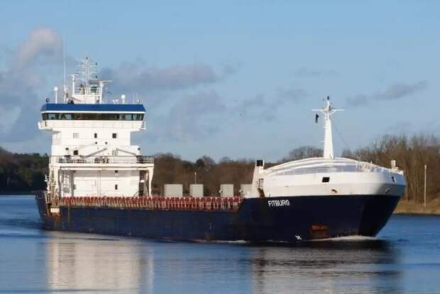 Финские силовики опубликовали кадры захвата судна Fitburg «теневого флота» РФ