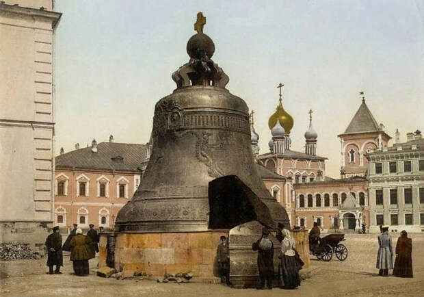 Царь-колокол в начале XX века Царь-колокол в начале XX века