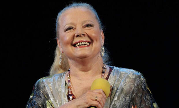 Близкие Сенчиной рассказали о ее борьбе с раком