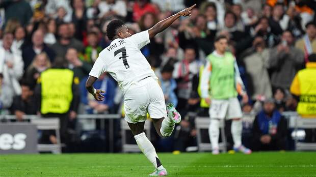 Педри: «Когда мяч у Винисиуса, остается только молиться»