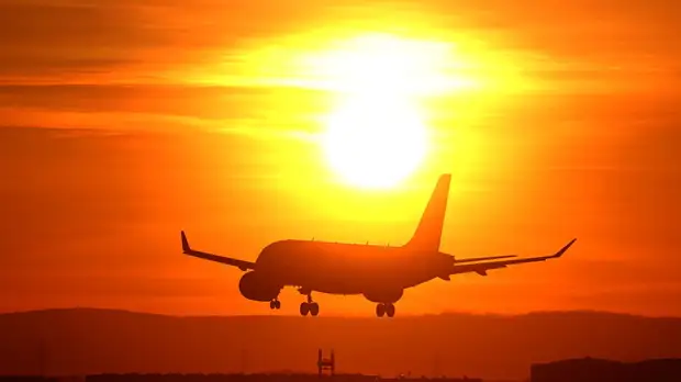 Бразилия приостанавливает авиасообщение с Индией