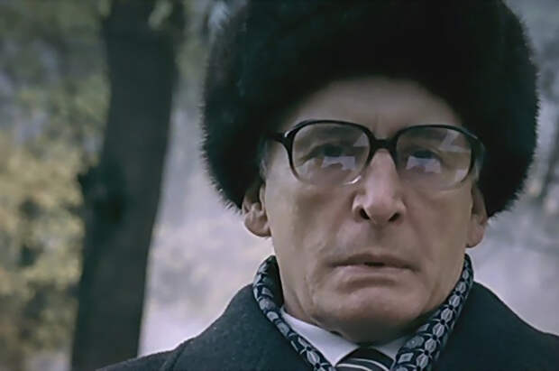 Василий Лановой в сериале «Брежнев», 2005.