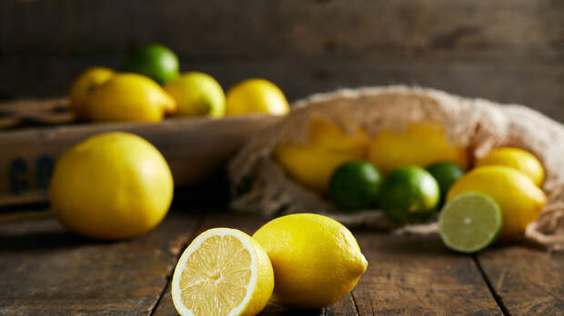 Диетолог Круглова рассказала об отличиях лайма и лимона