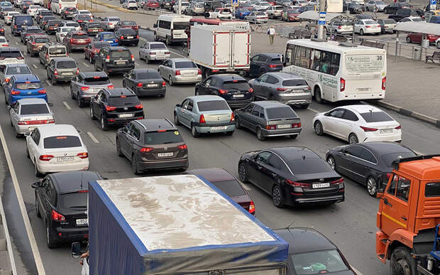 На Московском шоссе в Рязани образовалась сильная пробка