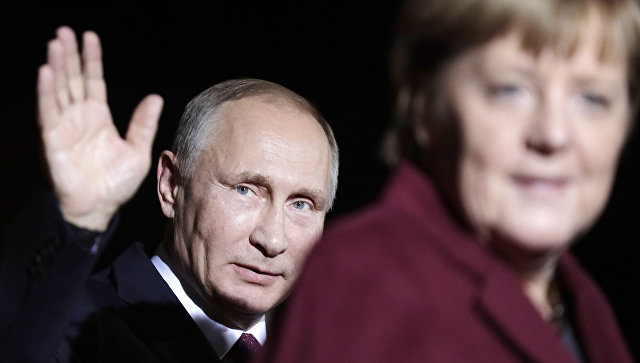 Владимир Путин и Ангела Меркель. Архивное фото