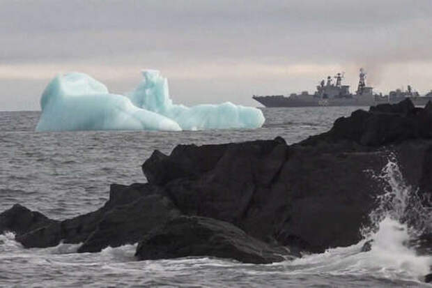 Минобороны: морпехи Северного флота России провели тренировку в условиях Арктики