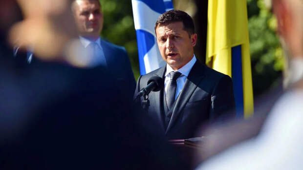 Клоунада у бескрылого фюзеляжа