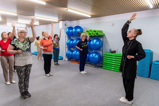 Центры долголетия СЗАО приглашают на занятия “Здоровая спина”