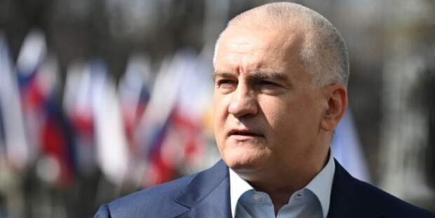 Путин с иронией отреагировал на слова главы Крыма о поднятых рюмках в его честь