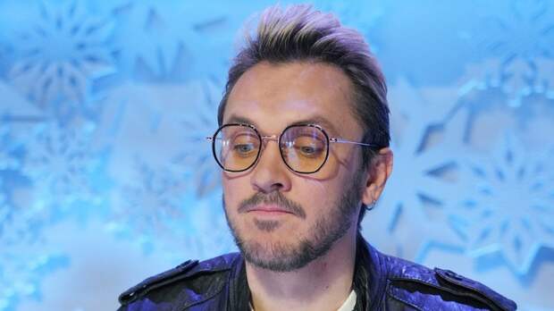 Траньков выложил картинки с пафосными цитатами после отказа от общения со СМИ