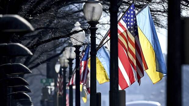 Дипломат Дарчиев: влияние США на киевский режим превышает все мыслимые границы