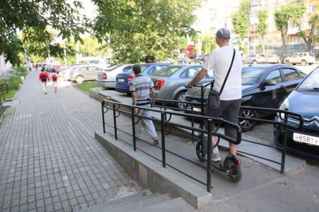 В Екатеринбурге ограничат скорость движения электросамокатов