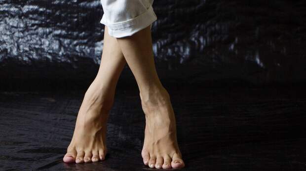 Эксперты Британского фонда сердца назвали дискомфорт в ногах признаком смертельной болезни