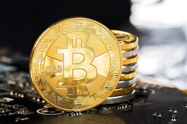 Курс биткоина обновил исторический максимум, превысив $121 тысяч