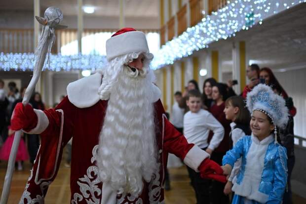 Дети из Шовгеновского района принимают участие в новогодних благотворительных мероприятиях главы Адыгеи